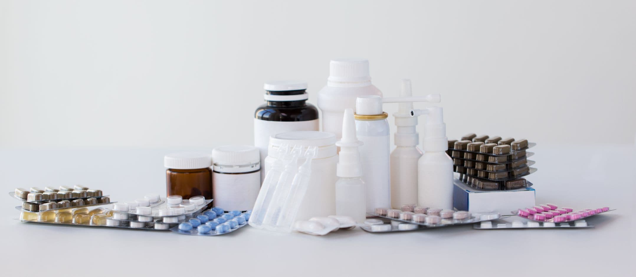 Productos farmacéuticos terminados en una línea de producción